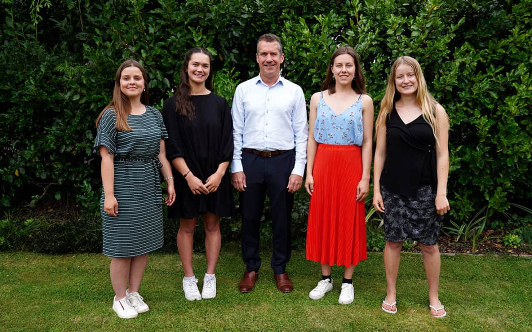Cawthron summer scholarship programme provides a taster for a career in science