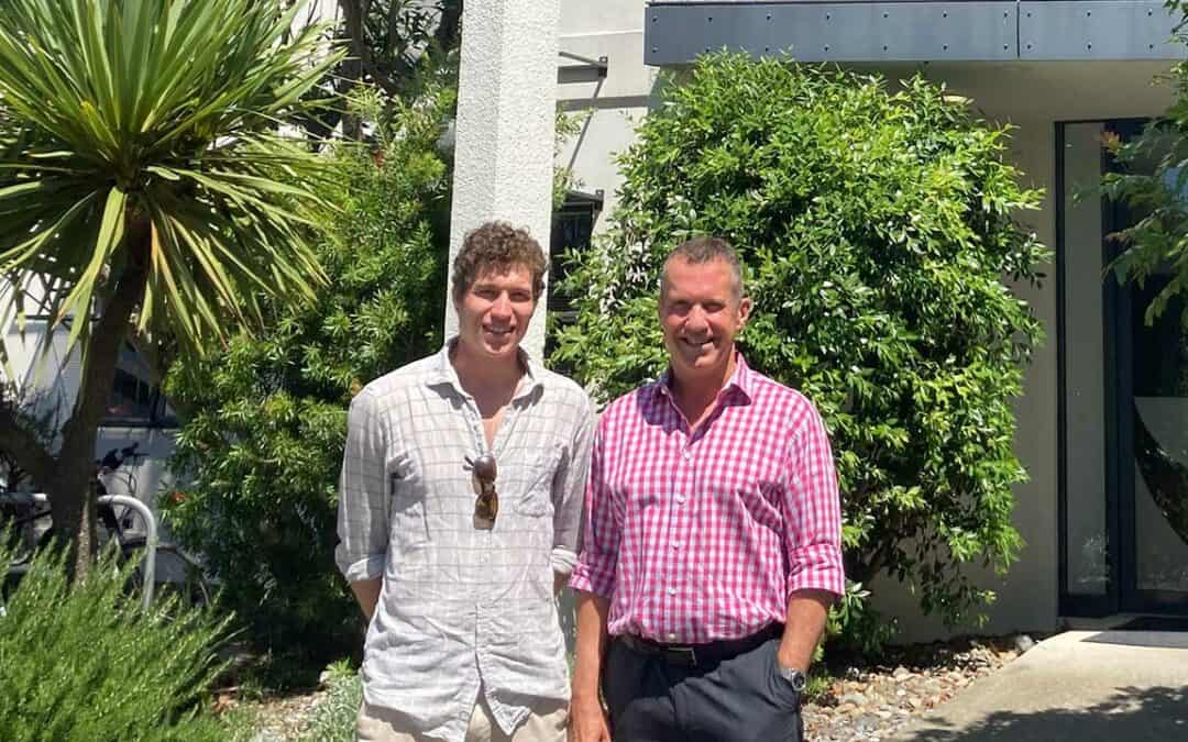 Easterfield’s descendant visits Cawthron